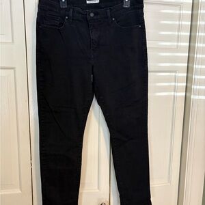 Levi's Women's Dark Black Shaping Skinny Jeans